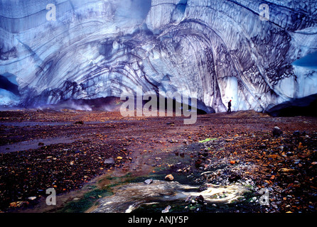 Le grotte di ghiaccio a Hrafntinnusker Islanda Foto Stock