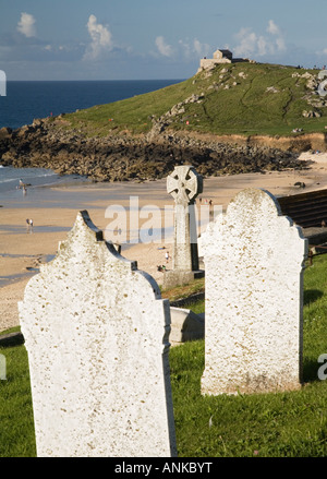 Celtic cross sul mare a Cornwall in Inghilterra, Regno Unito Foto Stock