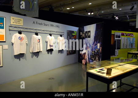 Hacienda fac 51 nightclub exhibition urbis Manchester Regno Unito cultura manchester t-shirts Foto Stock