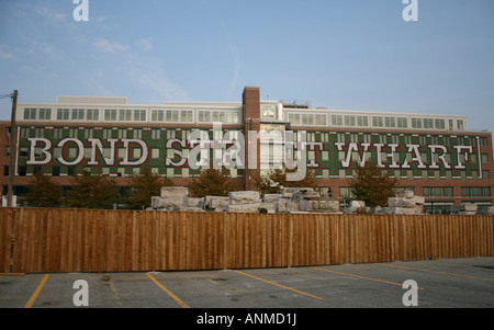 Vista esterna di Bond Street Wharf Baltimore Novembre 2007 Foto Stock