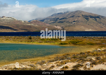 Penisola tra laghi Posadas e Pueyrredón, Lago Posadas, Provincia di Santa Cruz, Argentina, Sud America Foto Stock