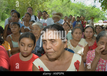 Una missione ad alto livello di Amnesty International guidata dal segretario generale Irene Khan visite dello stato messicano di Guerrero. Foto Stock