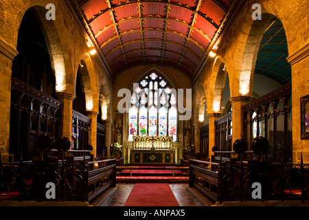 Interno di Oswestry Chiesa Parrocchiale di St Oswald re e martire Oswestry Shropshire Inghilterra Foto Stock