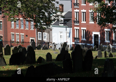 Tomba di pietre da case su Copp s Hill massa di seppellimento di Boston Massachusetts Foto Stock