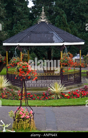 Bandstand in Città Alta i giardini del castello di Bridgenorth Shropshire Foto Stock