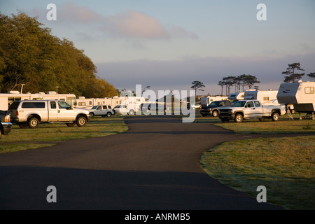 Campeggio vicino al punto Wilson Fort Worden stato Parco Port Townsend Washington STATI UNITI D'AMERICA Foto Stock