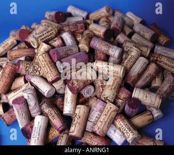 Bordeaux tappi da Pétrus - il mio preferito ristorante di Londra Foto Stock