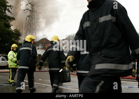 Incendio al Nelson Stanley Scrapyard Poole Dorset England Regno Unito Foto Stock