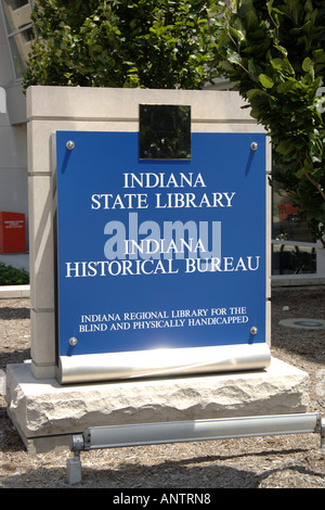 Lo stato dell'Indiana Library Sign in Indianapolis IN Foto Stock