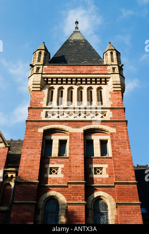 La Baines Wing 1883 chiamato dopo benefattore Sir Edward Baines all Università di Leeds West Yorkshire Inghilterra Foto Stock