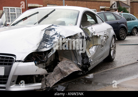Motor Car crash scena Foto Stock