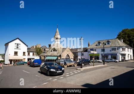 Il centro del villaggio, in Chagford, West Devon, Inghilterra, Regno Unito Foto Stock