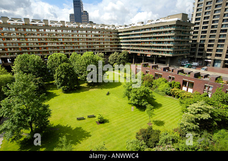 Vista del Barbican da defoe HOUSE Londra Inghilterra Regno Unito Foto Stock