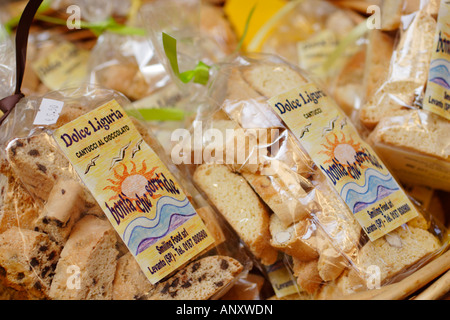 Italiana biscotti al cioccolato, Cinque Terre, Italia Foto Stock