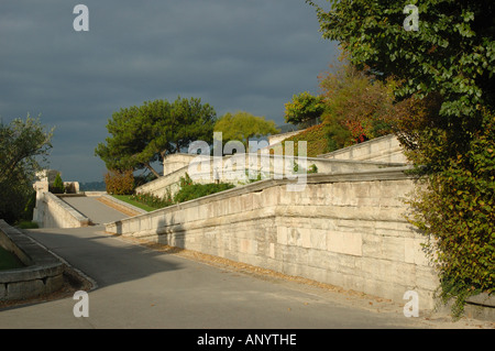 Francia, Avignone, Provenza, Rocher des Doms, Hillside Gardens Foto Stock