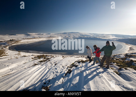 In inverno la Godivelle Lake (Puy de Dôme - Francia). Lac d'En-Haut, à la Godivelle (63850) en hiver (Puy de Dôme - Francia). Foto Stock