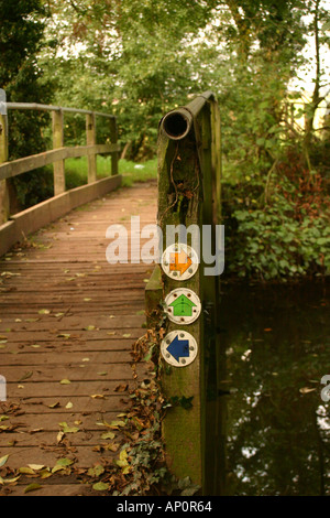 Il sentiero che mostra segni di Robin Hood modo nottinghamshire Foto Stock