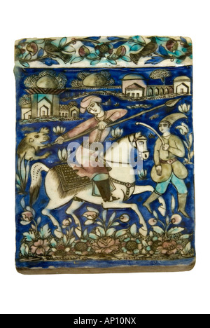 Tehran hunting scene iran shah tahmasp 1880 piastrella cavallo lancia lancia Mashad safavid scià di Persia persiano patrimonio iraniano ceramica Foto Stock