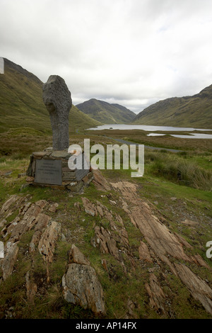 La carestia a piedi lapide a Doo Lough Pass della contea di Mayo, Irlanda Foto Stock