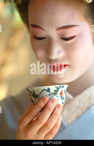 Close-up di una Geisha in formazione, Masayo Maiko, Kyoto, Giappone Foto Stock