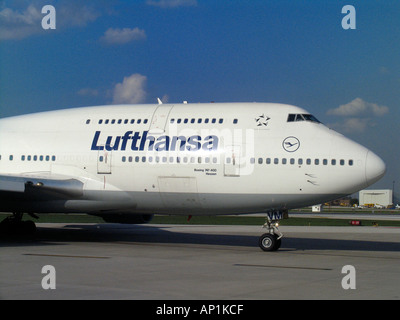 Lufthansa German Airlines Boeing 747 400 Chicago OHare International Airport USA Foto Stock