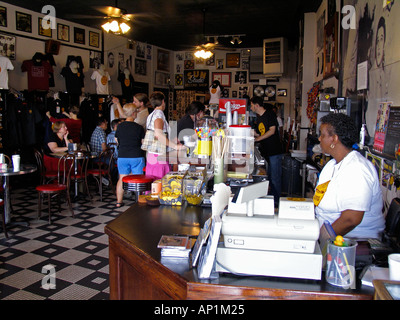 Sun Studio souvenir shop archivio di record e fontana di soda di Memphis, Stati Uniti d'America Foto Stock