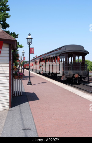 Vecchia ferrovia Trasporto auto a Strasburgo Stazione ferroviaria Pennsylvania Stati Uniti America STATI UNITI D'AMERICA Foto Stock