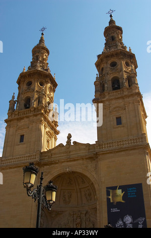 Cattedrale, Concattedrale di Santa María de Redonda, vista dal Westside, Camino de Santiago, Logrono, La Rioja, Spagna Foto Stock