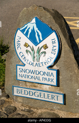 Cartello in Beddgelert, Snowdonia, Gwynedd, il Galles del Nord Foto Stock