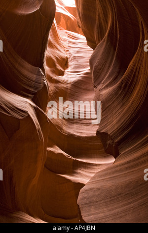 Antelope Canyon, un eccezionale stretta fessura canyon in arenaria nella riserva Navajo in Arizona USA Foto Stock