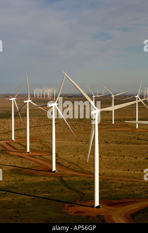 Wind Turbine alimentate sul Texas wind farm. Foto Stock