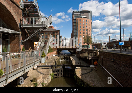 Deansgate Locks a Whitworth Street a Rochdale canal Manchester REGNO UNITO Foto Stock