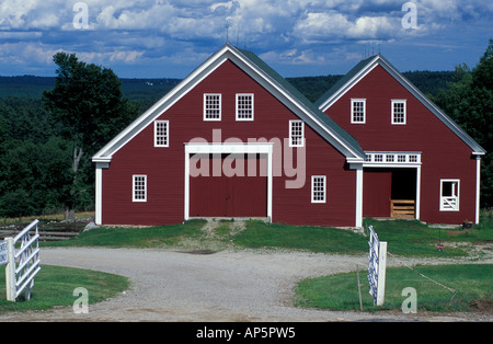 Nuovo Gloucester, ME Il fienile a Sabbathday Lake Shaker Village. Foto Stock