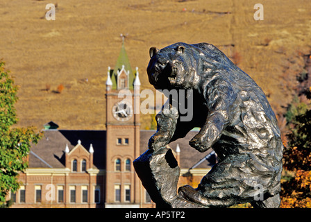 Orso grizzly statua presso la University of Montana di Missoula Foto Stock