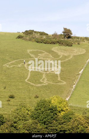 Homer Simpson personaggio dei fumetti tracciata sul lato di una collina nel Dorset Foto Stock