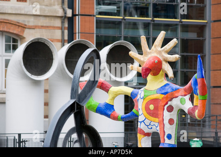 Il Beaubourg, ' Stravinski foutain', Niki de Saint-Phalle Parigi Foto Stock