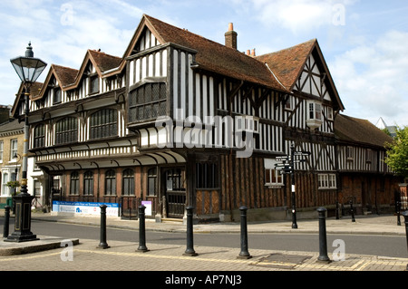 Il caratteristico legno Tudor House Museum e Southampton (vista laterale) Foto Stock