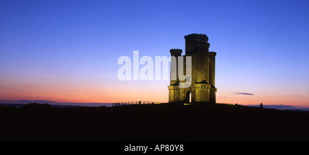 Paxton's Tower al crepuscolo notte vicino a Llanarthne Tywi Towy valley Carmarthenshire West Wales UK Foto Stock