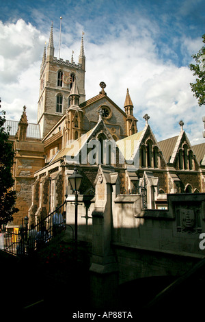 Cattedrale di Southwark anteriore orientale Foto Stock