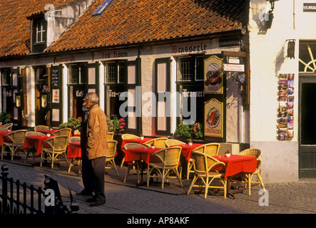 Belgi, belga, turisti, maximiliaan van oostenrijk ristorante, maximiliaan van oostenrijk, ristorante, Brugge, Fiandra occidentale provincia, Belgio Foto Stock