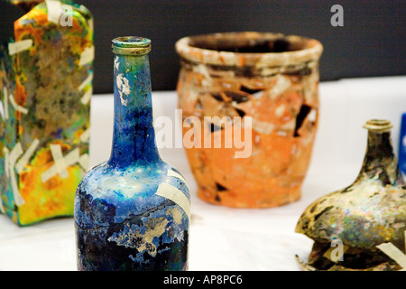 Artefatti a laboratorio di Archeologia di indipendenza Living History Center Independence National Historical Park Philadelphia Foto Stock