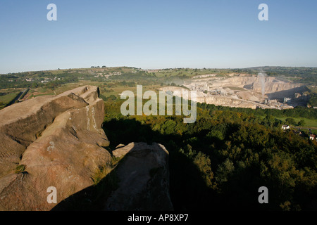 Middleton il mio visto da rocce nere Derbyshire Dales Parco Nazionale di Peak District Inghilterra REGNO UNITO Foto Stock