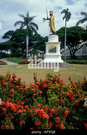 Statua di Kamehameha la grande città di Honolulu e Oahu Island, Hawaii Foto Stock