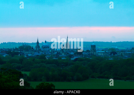 La Oxford Dreaming Spires all'alba da altezze Hinksey Campo da Golf Foto Stock