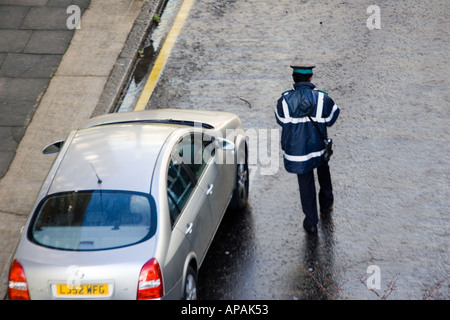 "Traffic warden' in servizio per le strade di Londra, Inghilterra, Regno Unito. Foto Stock