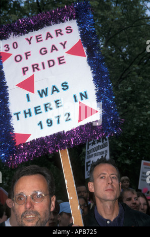 Peter Tatchell attivista dei diritti umani a Londra Gay Pride Foto Stock