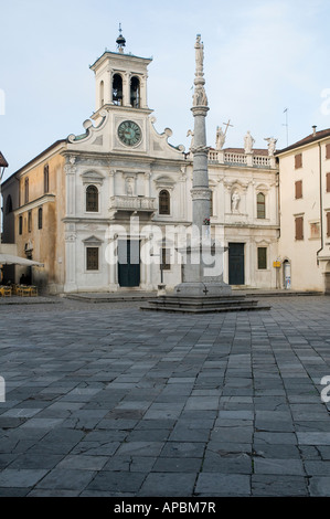 Chiesa di San Giacomo in Piazza Giacomo Matteotti a Udine Foto Stock