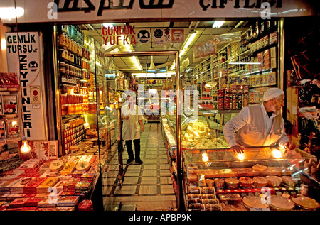 La città di Istanbul City Shop mercato Business Grand Bazaar business cash coin moneta economia economia finanze finanziario fortune Foto Stock