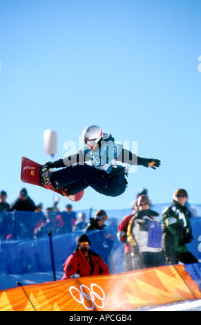 Lesley McKenna GB competere nel mezzo tubo al 2002 Olimpiadi invernali di Salt Lake City, Utah USA Foto Stock