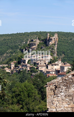 Francia midi pyrénées Tarn et Garonne penne le rovine sulla collina Foto Stock